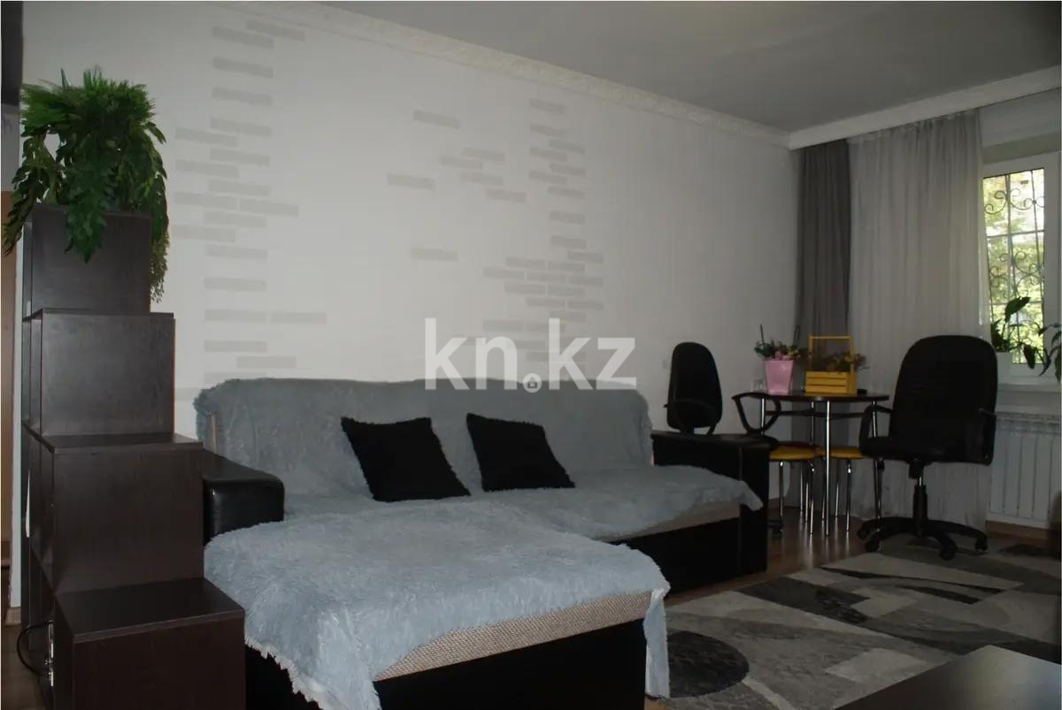 Продажа 3-комнатной квартиры, 60 м², мкр-н Алтай-1, дом  7 - Продажа квартир в Алматы с фото фото 1 из 5