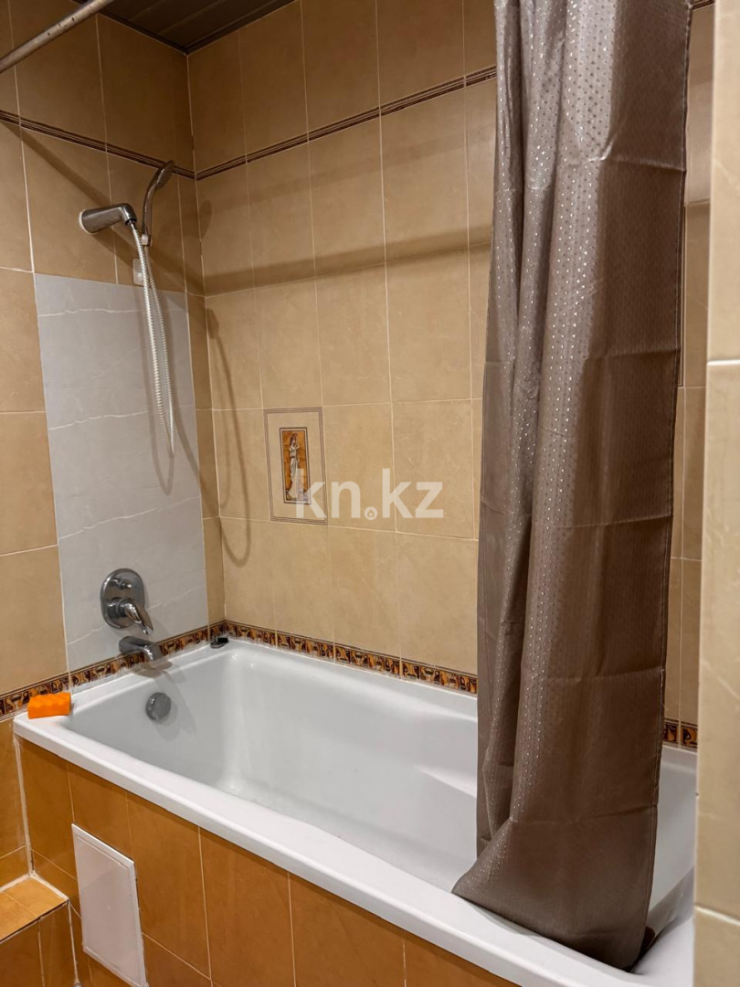 Аренда 3-комнатной квартиры, 110 м², ул. Отырар, дом  2/1 - Республики-Кенесары в Астане - фото 11