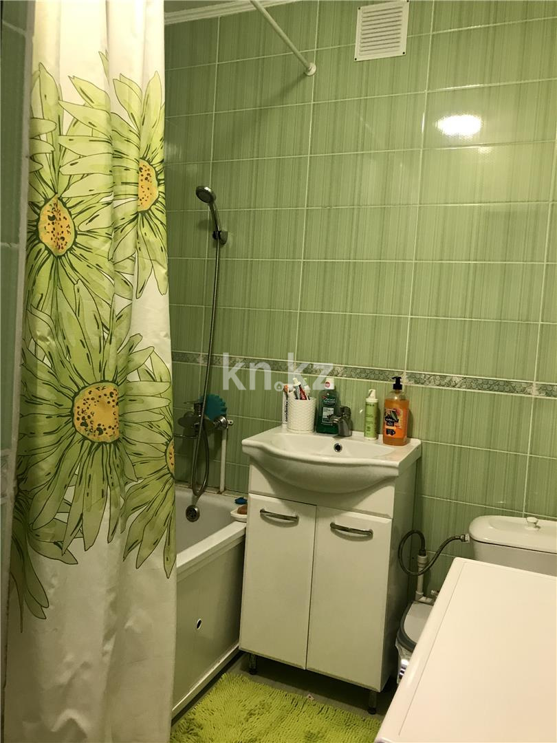 Продажа 2-комнатной квартиры, 49 м², пр. Бухар-жырау, дом  96 - Продажа  двухкомнатных квартир в Караганде фото 19 из 26