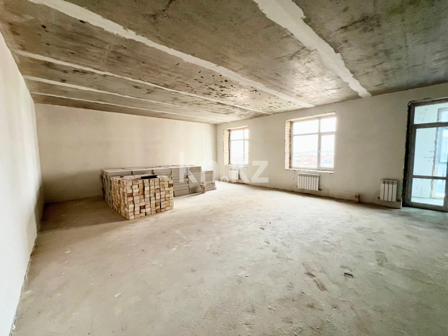 Продажа 2-комнатной квартиры, 70.9 м², ул. Букетова - Продажа квартир в Караганде фото 1 из 9