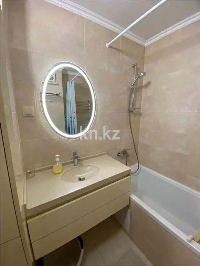 Продажа 2-комнатной квартиры, 50.6 м², мкр-н Аксай-4, дом  73 в Алматы - фото 4