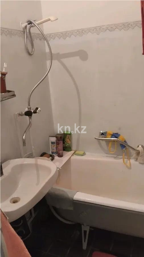 Продажа 2-комнатной квартиры, 61 м², мкр-н Степной-3, дом  8 в Караганде - фото 4