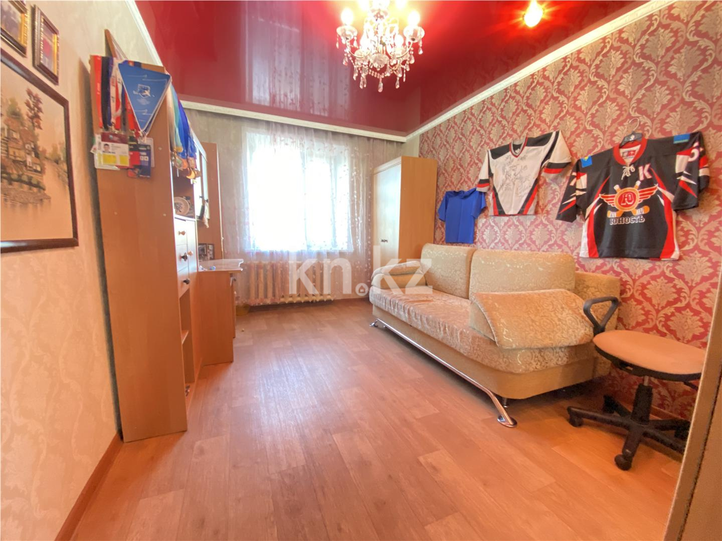 Продажа 4-комнатной квартиры, 79 м², ул. Металлистов - Продажа квартир в Караганде фото 8 из 13