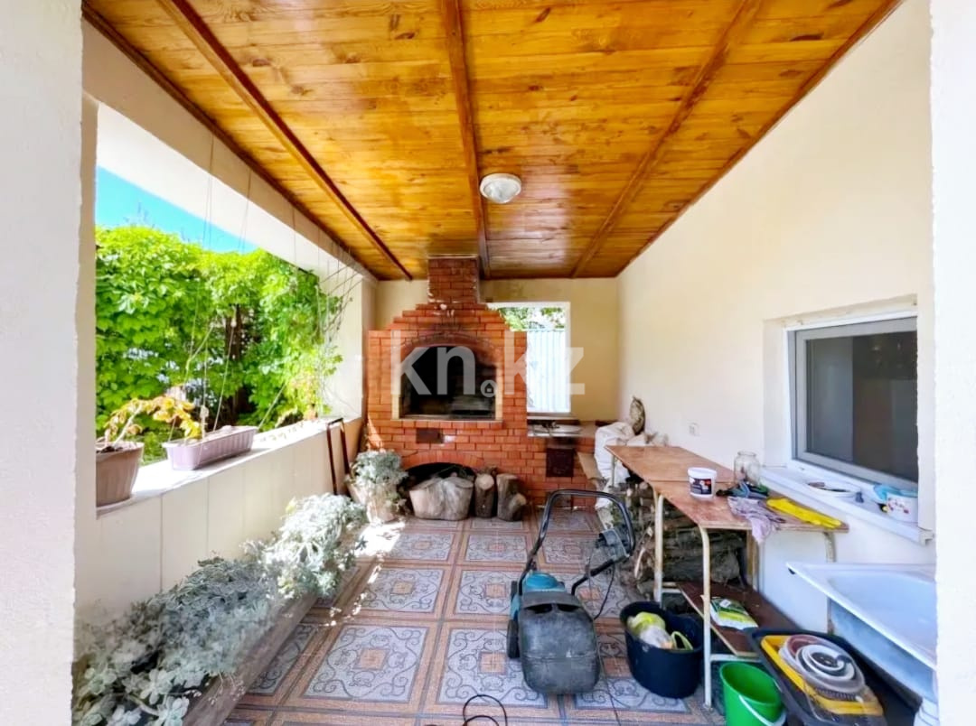 Продажа 7-комнатного дома, 379 м², мкр-н Самал-3 - Продажа домов, коттеджей в Уральске фото 13 из 28