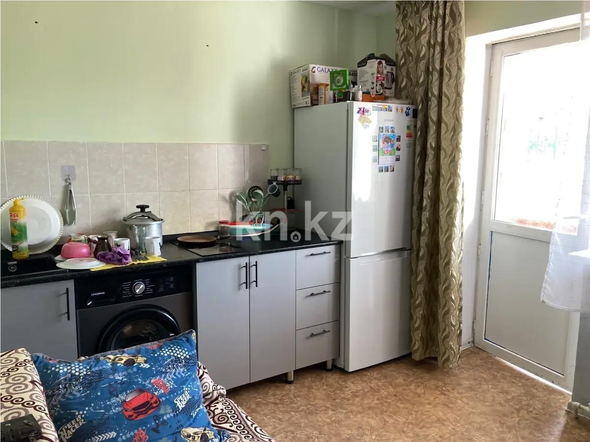 Продажа 2-комнатной квартиры, 48 м², мкр-н 14, дом  5/3 в Караганде - фото 3
