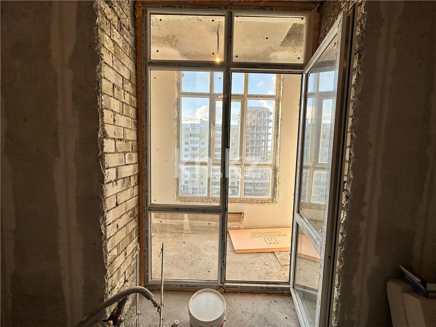 Продажа 3-комнатной квартиры, 104 м², пр. Шахтеров, дом  73/1 - Продажа  трехкомнатных квартир в Караганде фото 11 из 15