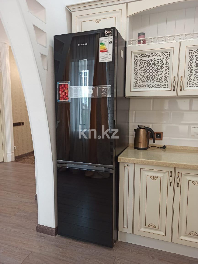 Продажа 2-комнатной квартиры, 60 м², ул. Ержанова в Караганде - фото 19