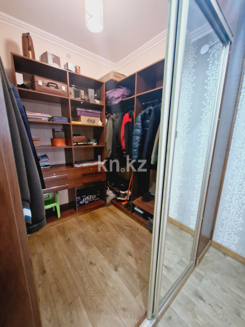 Продажа 5-комнатной квартиры, 197.7 м² - Недвижимость в Костанае фото 14 из 20