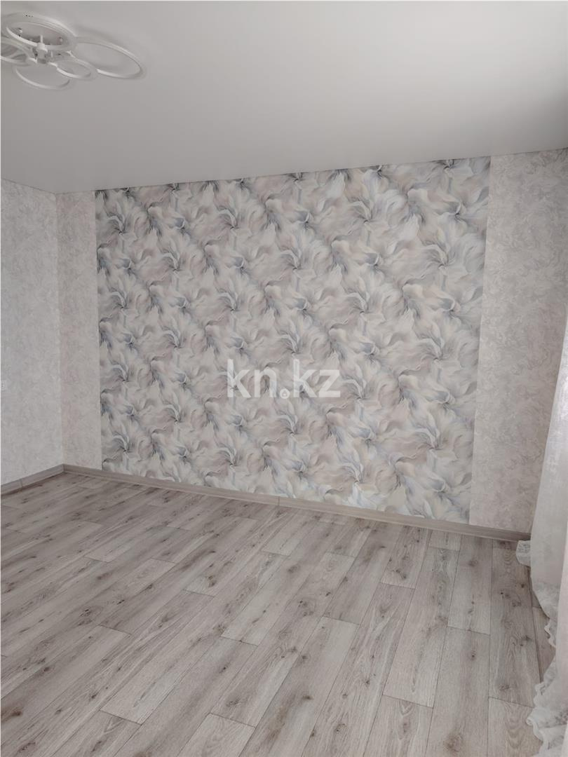 Продажа 1-комнатной квартиры, 38 м² - Продажа однокомнатных квартир в панельном доме в Караганде - страница 3 фото 1 из 10