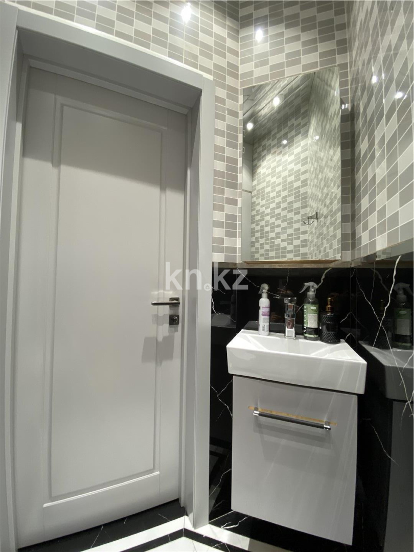 Продажа 3-комнатной квартиры, 128 м², пер. Сарыкенгир - Продажа квартир в Астане фото 25 из 33