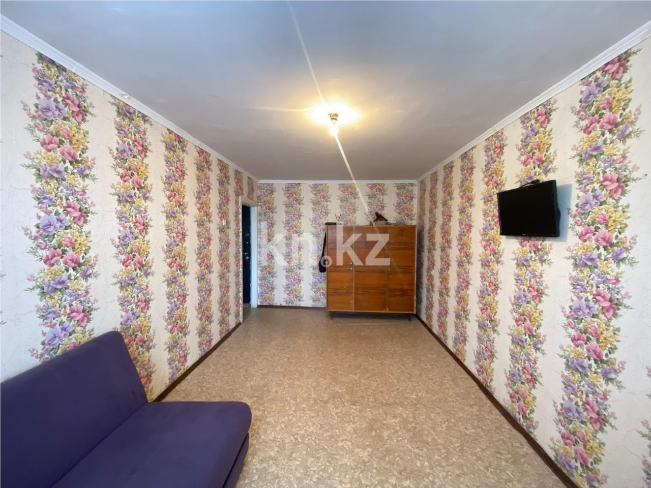 Продажа 1-комнатной квартиры, 31 м², 15 мкр. - Продажа  однокомнатных квартир в Караганде фото 2 из 13