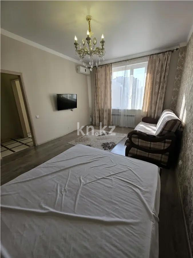 Продажа 1-комнатной квартиры, 37 м², пр. Кабанбай батыра, дом  58б/1 в Астане