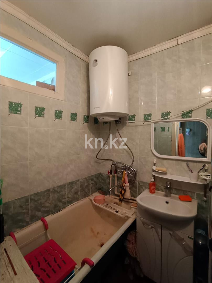 Продажа 4-комнатной квартиры, 61 м² - Продажа квартир в Караганде - страница 2 фото 9 из 11