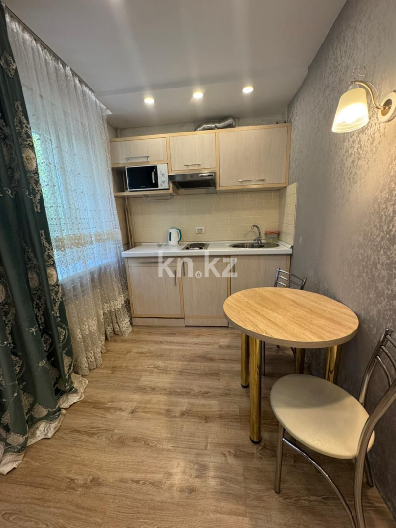 Аренда 1-комнатной квартиры посуточно, 36 м² - Недвижимость в Казахстане - страница 10 фото 2 из 3