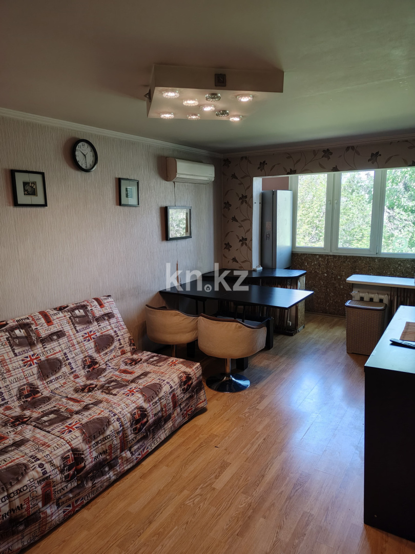 Аренда 3-комнатной квартиры, 58 м² - Аренда трехкомнатных квартир помесячно в Алматы фото 1 из 7