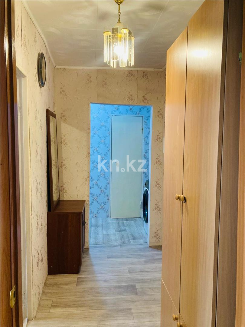 Продажа 2-комнатной квартиры, 52 м², мкр-н Мамраева (Восток-5) - Продажа квартир в Караганде фото 15 из 18