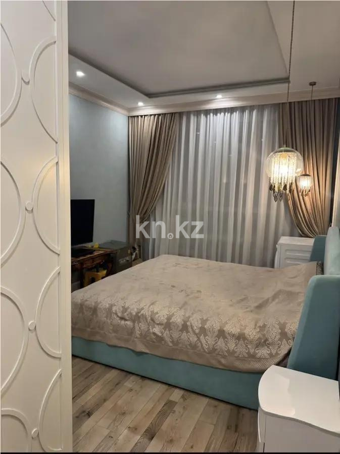 Продажа 4-комнатной квартиры, 122.7 м² в Астане - фото 2