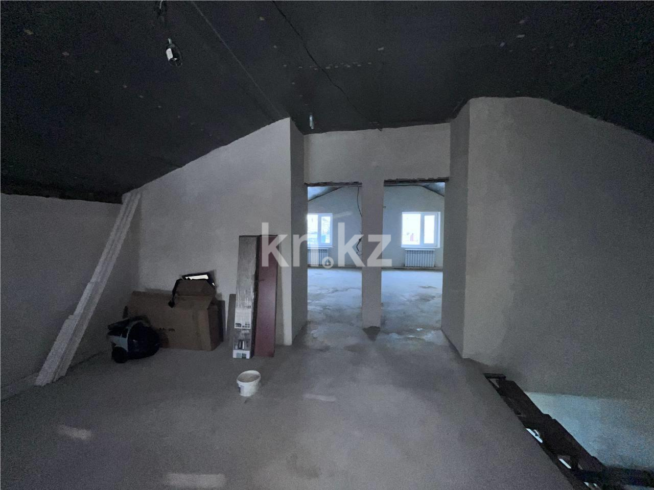 Продажа 4-комнатного дома, 222.9 м², ул. Елебекова - Продажа домов и коттеджей в Караганде фото 36 из 67