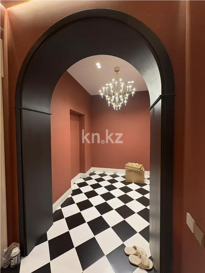 Продажа 4-комнатной квартиры, 255.7 м², ул. Тулебаева, дом  95/1 - Продажа квартир в Казахстане фото 11 из 11