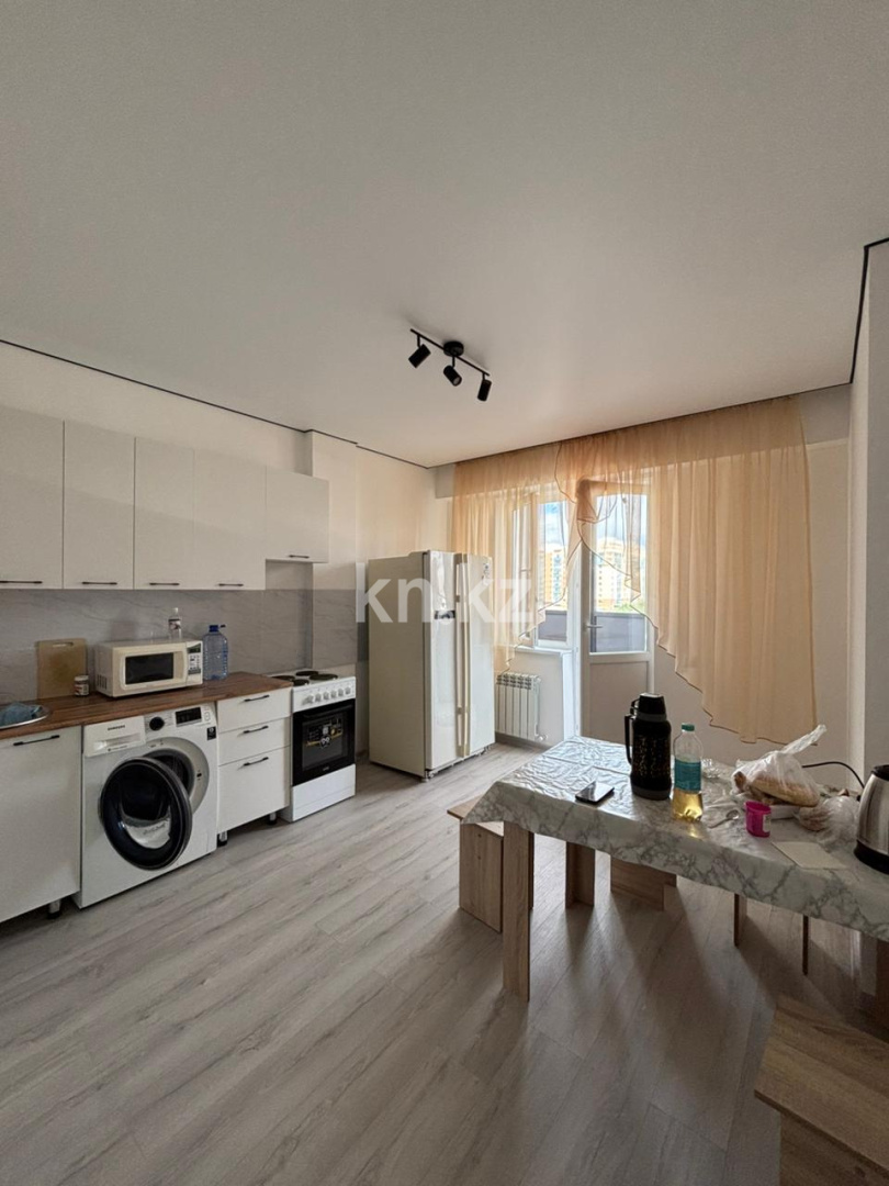Аренда 1-комнатной квартиры, 44 м², ул. Нуршайыкова, дом  6/1 - ул. Айтматова - Аренда квартир помесячно в Астане с фото фото 1 из 9