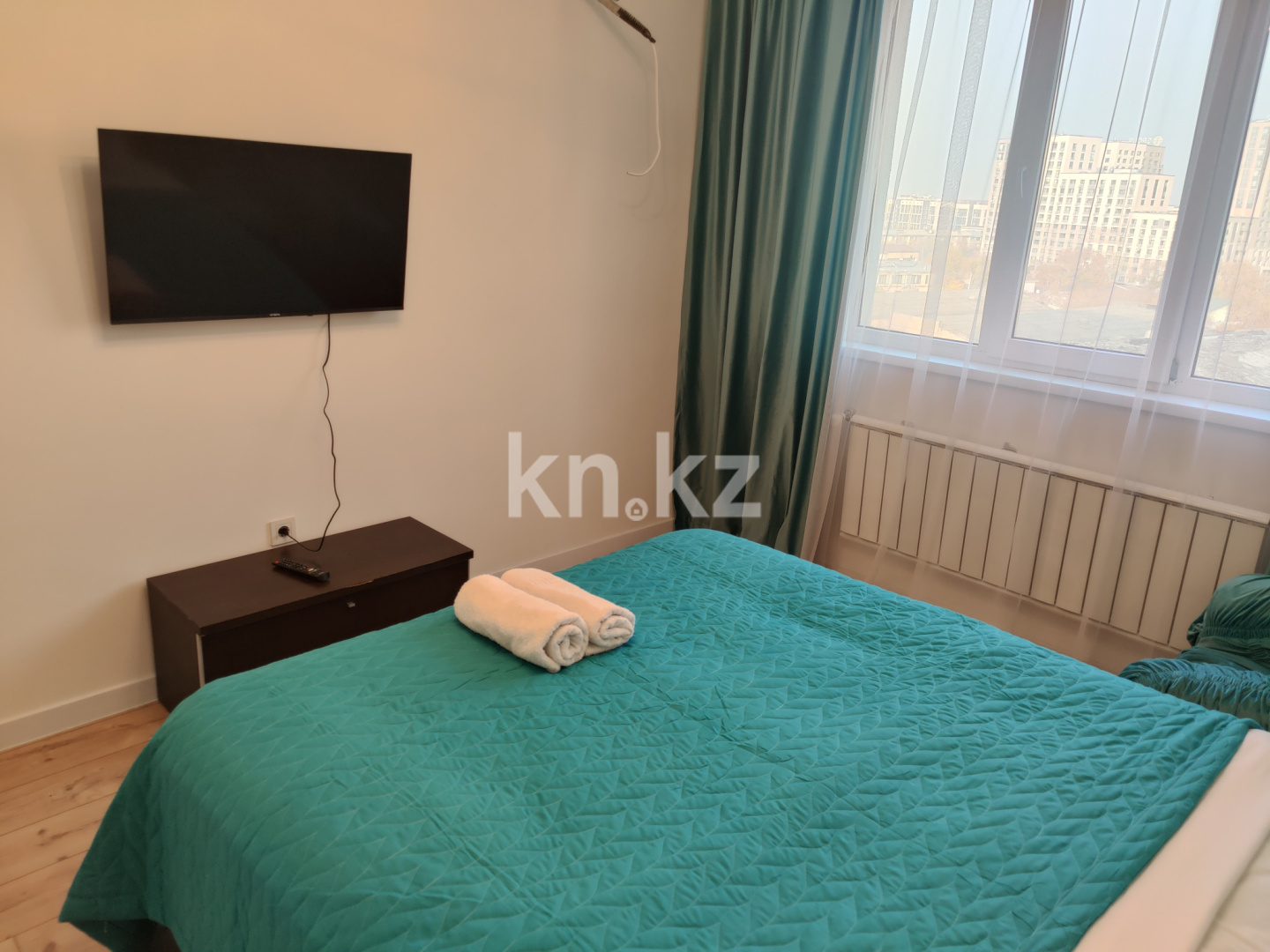 Аренда 1-комнатной квартиры посуточно, 40 м², ул. Сатпаева, дом  90/62 - ул. Туркебаева - Аренда  однокомнатных квартир посуточно в Алматы фото 2 из 14