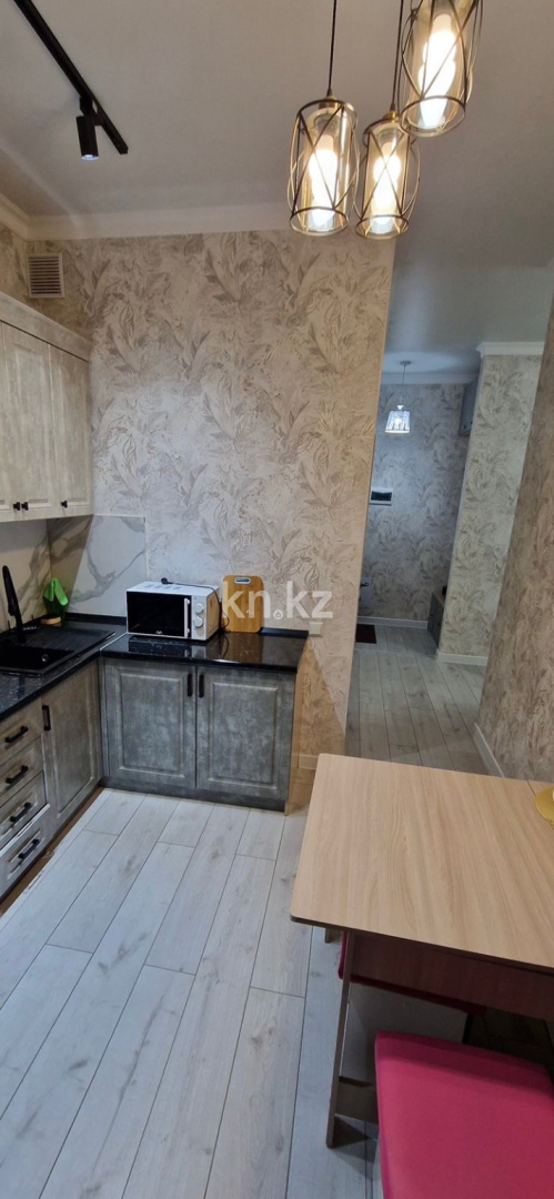 Аренда 1-комнатной квартиры, 40 м², пр. Туран, дом  59/2 - Аренда квартиры помесячно в Астане фото 4 из 13