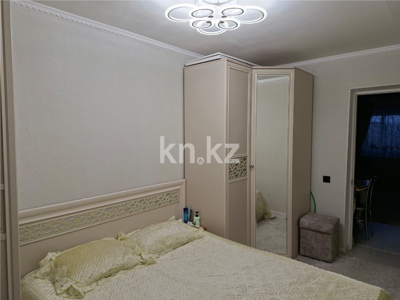 Продажа 3-комнатной квартиры, 59 м², пр. Строителей в Караганде - фото 4