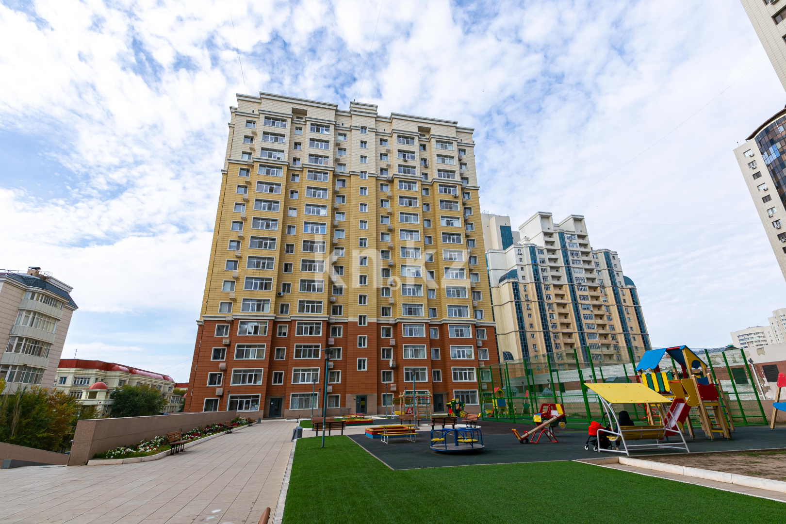 Продажа 2-комнатной квартиры, 63 м², ул. Иманбаевой, дом  10 в Астане - фото 7