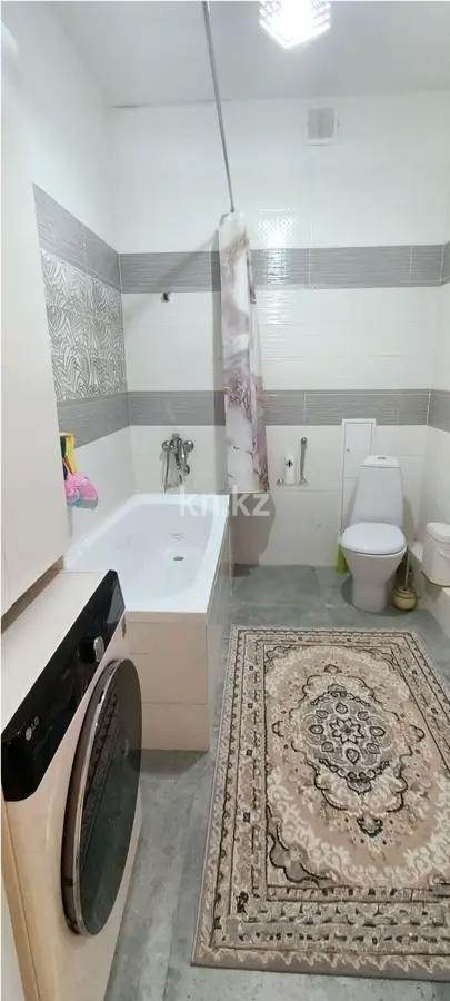 Продажа 2-комнатной квартиры, 61 м², пр. Кошкарбаева, дом  32/2 в Астане - фото 6