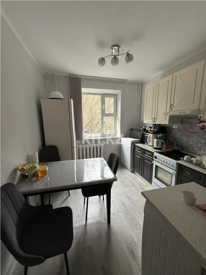 Продажа 3-комнатной квартиры, 61 м², мкр. Степной-3, дом  8 в Караганде - фото 4