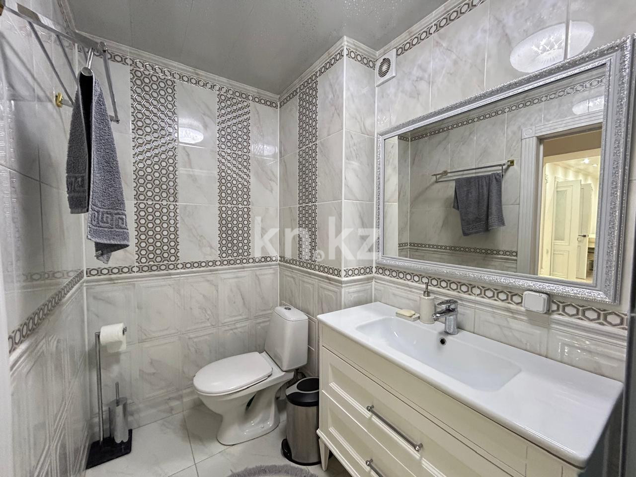 Продажа 5-комнатной квартиры, 107 м², ул. Муканова - Продажа квартир в Караганде фото 10 из 28