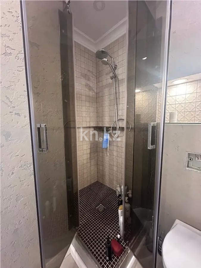 Продажа 5-комнатной квартиры, 157 м² - Продажа квартир от собственников в Караганде - страница 2 фото 9 из 12