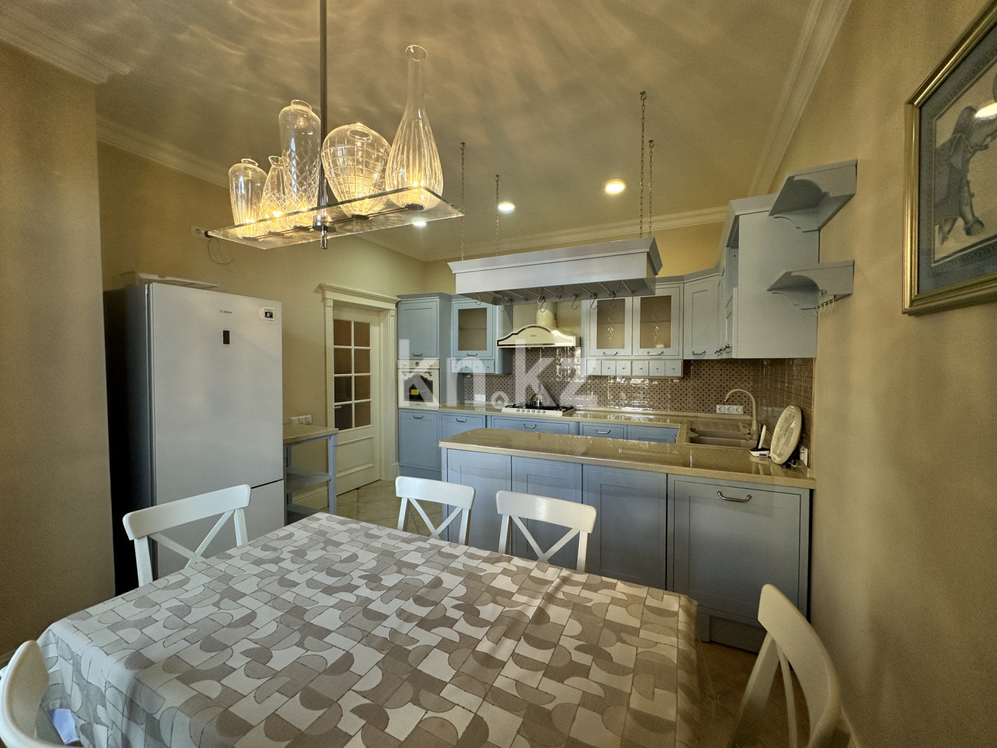 Продажа 7-комнатной квартиры, 341 м², ул. Рыскулбекова, дом  19/1 - ул. Аскарова - Продажа квартир в Алматы фото 11 из 13