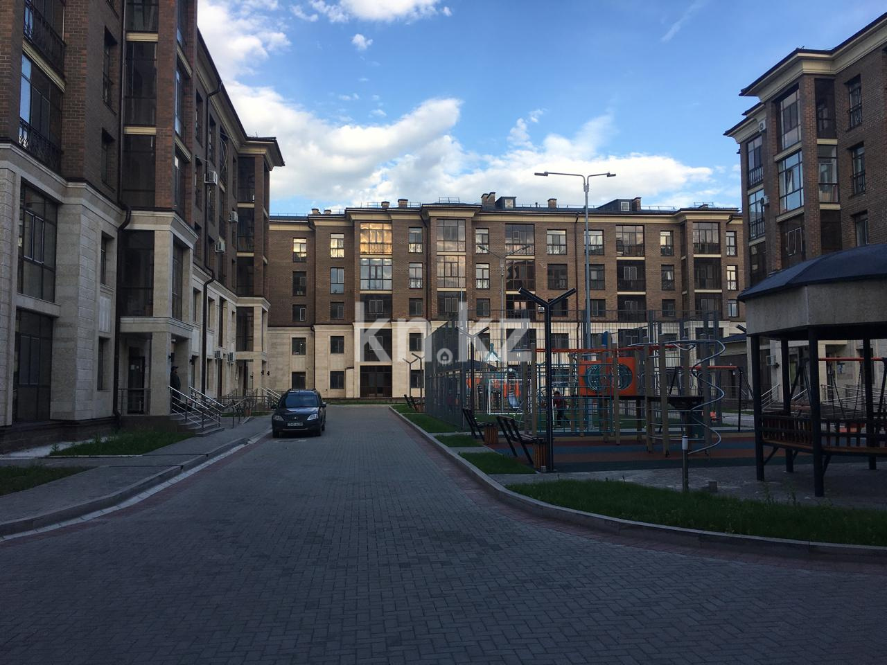 Продажа 3-комнатной квартиры, 112 м², ул. Жанибекова в Караганде - фото 3