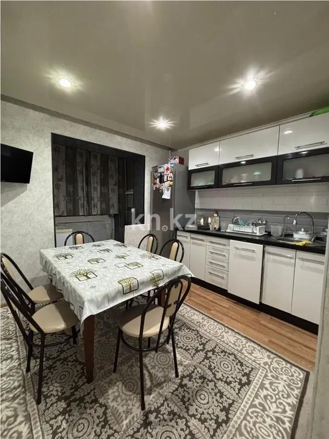 Продажа 4-комнатной квартиры, 100 м², мкр-н 8, дом  103 в Темиртау - фото 5