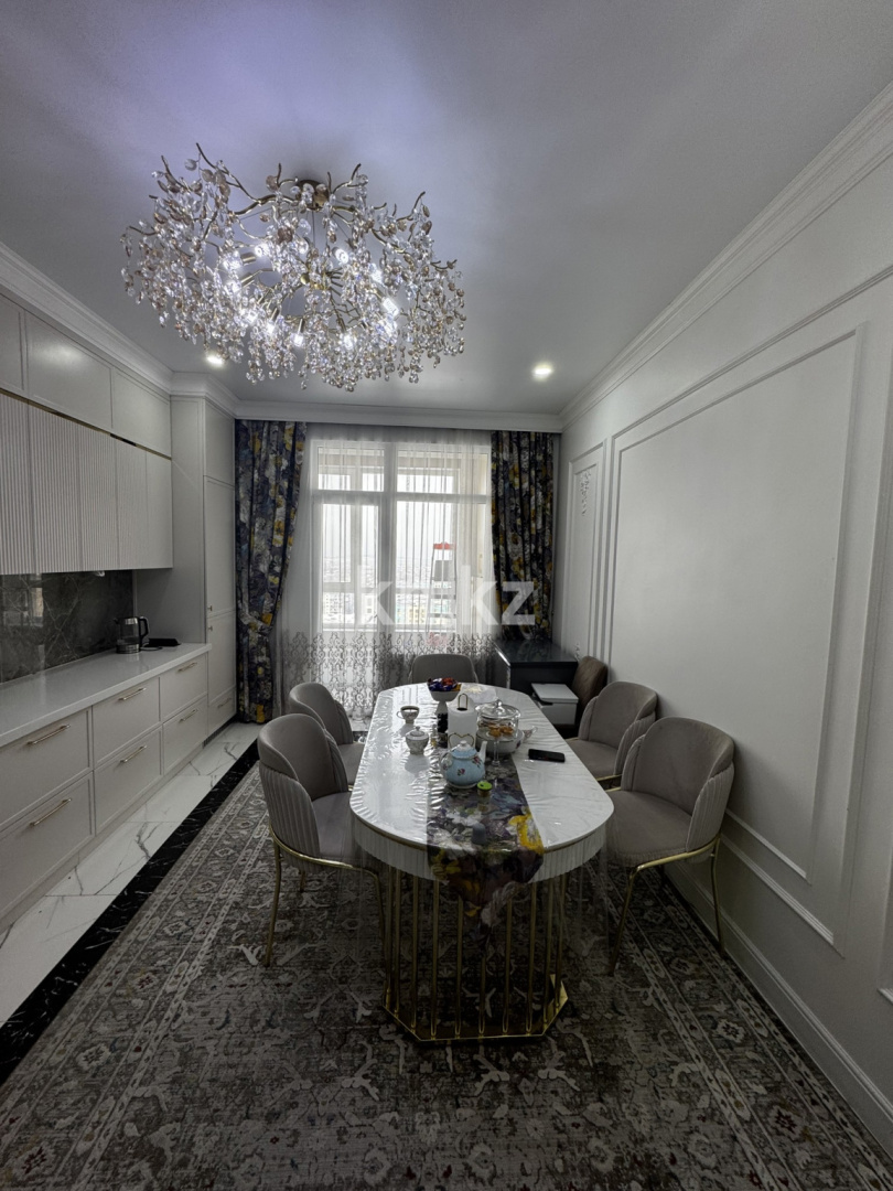 Продажа 3-комнатной квартиры, 111 м², ул. Утеген батыра в Алматы - фото 20