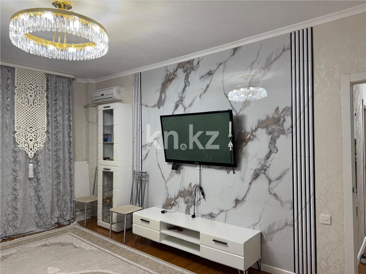 Продажа 3-комнатной квартиры, 90 м², пр. Шахтеров - Продажа квартир в Караганде фото 2 из 14
