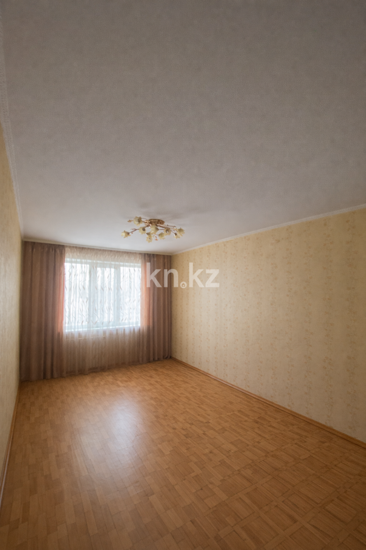Продажа 3-комнатной квартиры, 66.7 м² - Недвижимость в Актобе фото 4 из 8