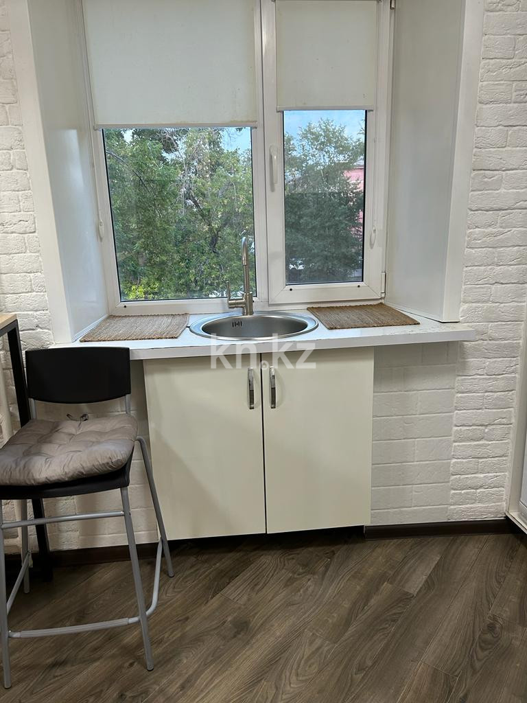 Аренда 1-комнатной квартиры посуточно, 40 м², Бектурова, дом  15 в Павлодаре - фото 5