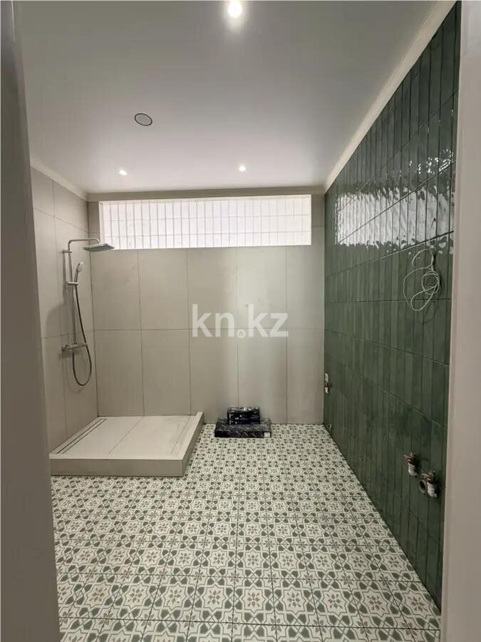 Продажа 3-комнатной квартиры, 135 м² в Караганде - фото 4