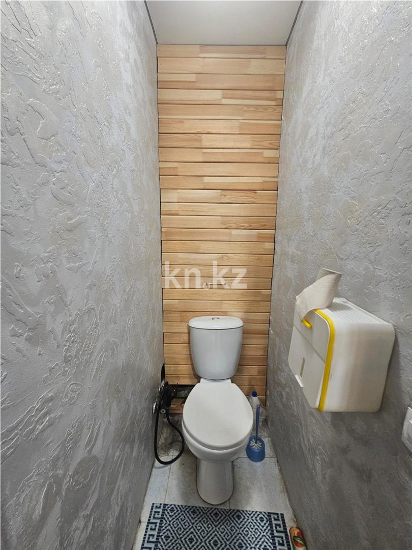 Продажа 3-комнатной квартиры, 62 м², ул. Язева - Продажа  трехкомнатных квартир в Караганде фото 10 из 18