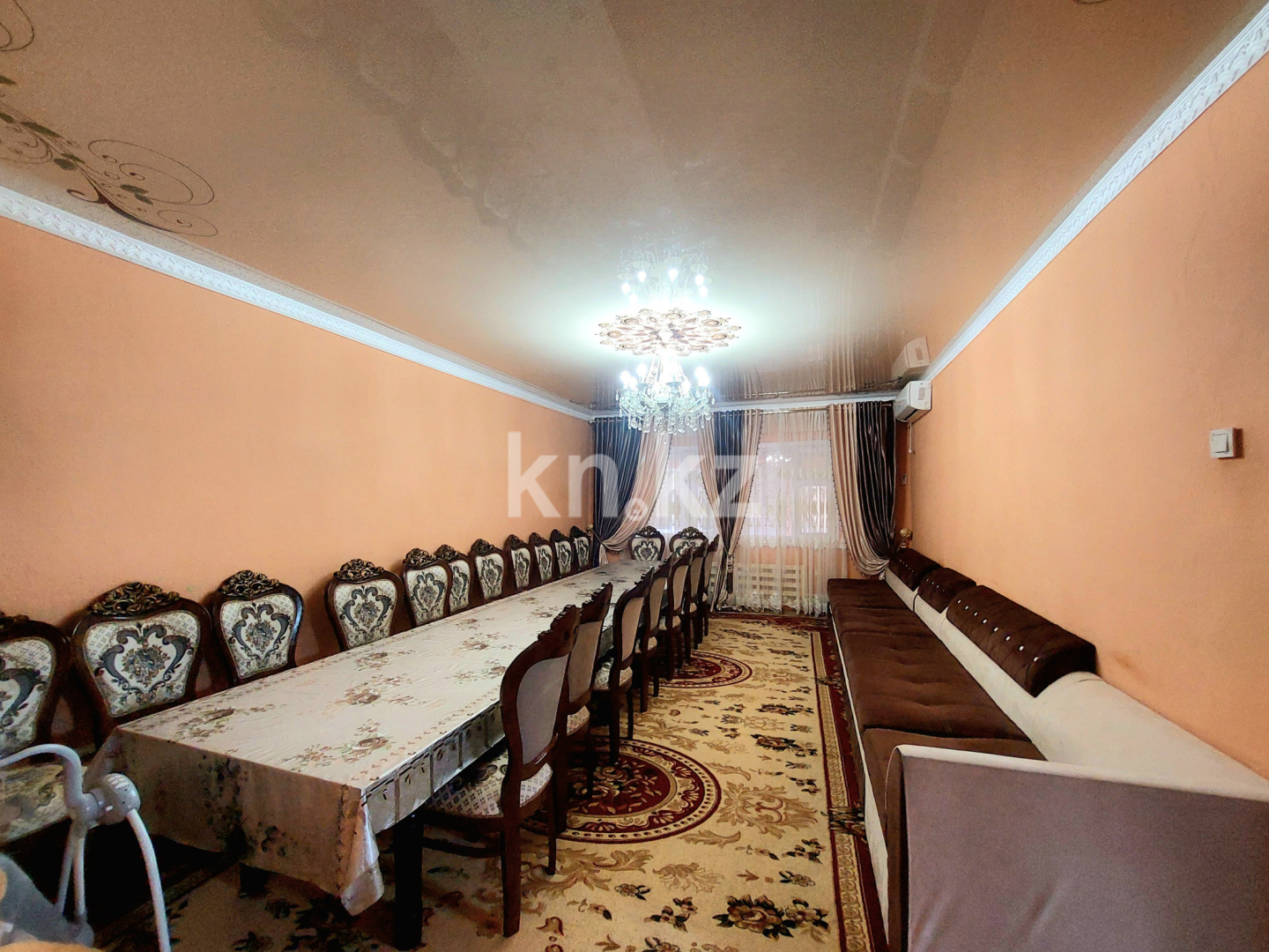 Продажа 4-комнатного дома, 200 м², ул. Толе би, дом  80 - Продажа квартир в Шымкенте фото 12 из 28