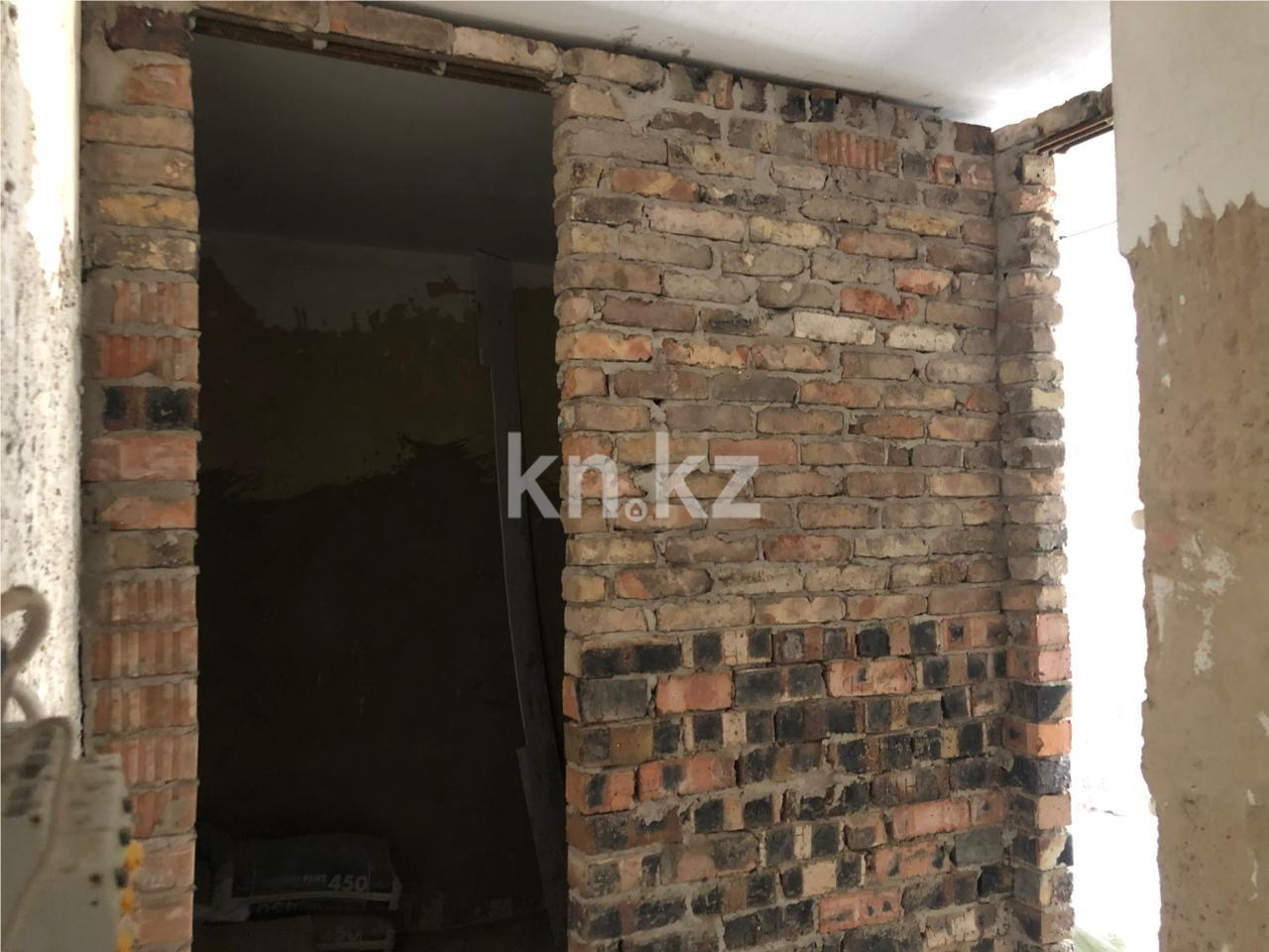 Продажа 3-комнатной квартиры, 70 м², ул. Букетова, дом  60а блок 1 в Караганде - фото 11