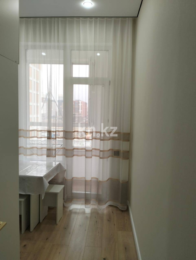 Аренда 1-комнатной квартиры, 36 м², ул. Байтурсынова, дом  14/3 - ул. Жургенова - Аренда квартиры помесячно в Астане фото 2 из 5