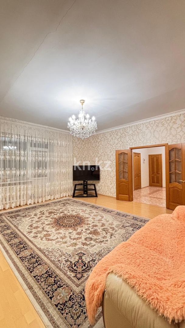Продажа 4-комнатной квартиры, 158 м², Талгата Бигельдинова, дом  9/1 - Продажа  четырехкомнатных квартир в Астане без посредников с фото фото 1 из 21