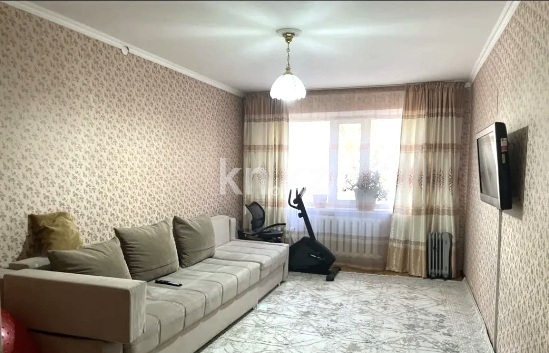 Продажа 2-комнатной квартиры, 47 м², пр. Строителей, дом  17 - Продажа квартир в Караганде фото 1 из 7