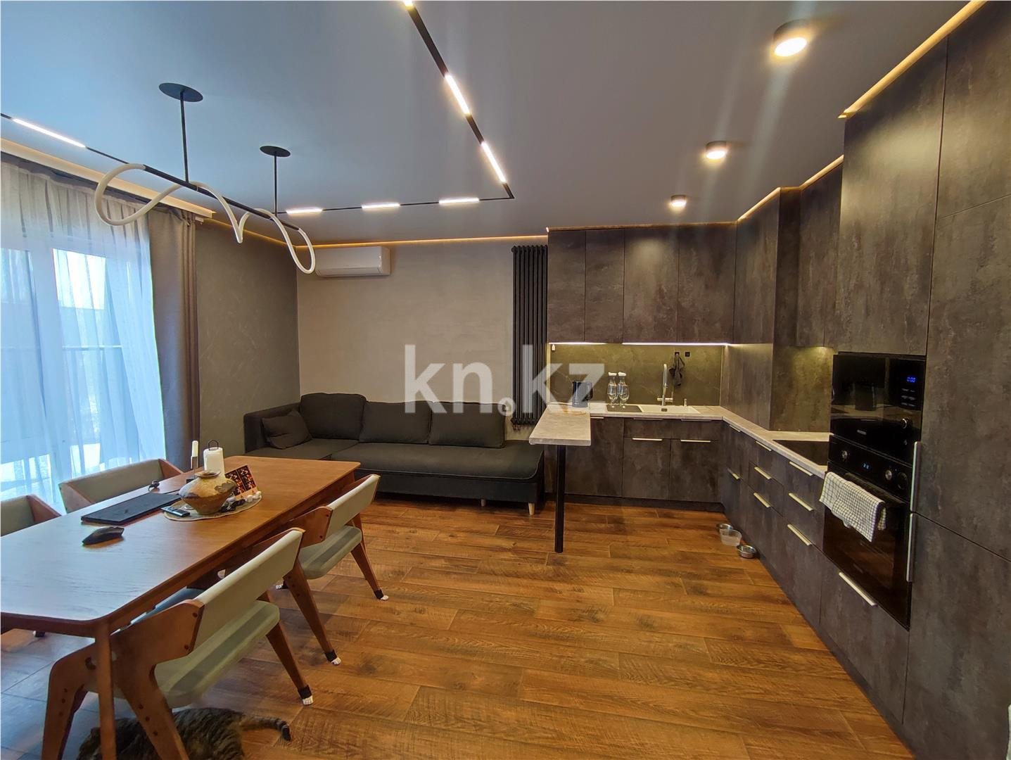 Продажа 2-комнатной квартиры, 56 м² - Продажа двухкомнатных квартир в Городе Караганды - страница 3 фото 1 из 14