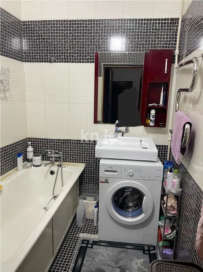 Продажа 2-комнатной квартиры, 64 м², мкр. Кокжиек, дом  39 в Алматы - фото 4