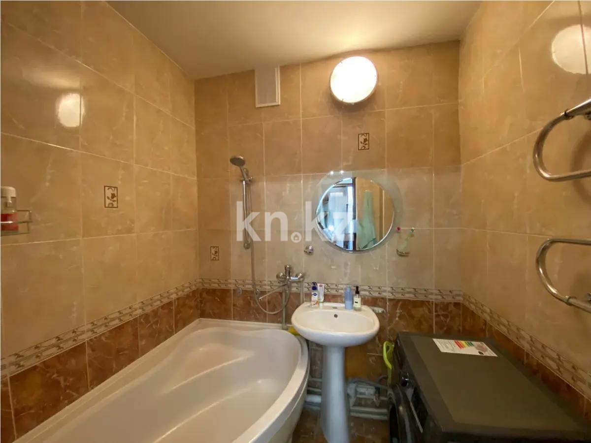 Продажа 3-комнатной квартиры, 70 м², ул. Сыганак, дом  21 в Астане - фото 6