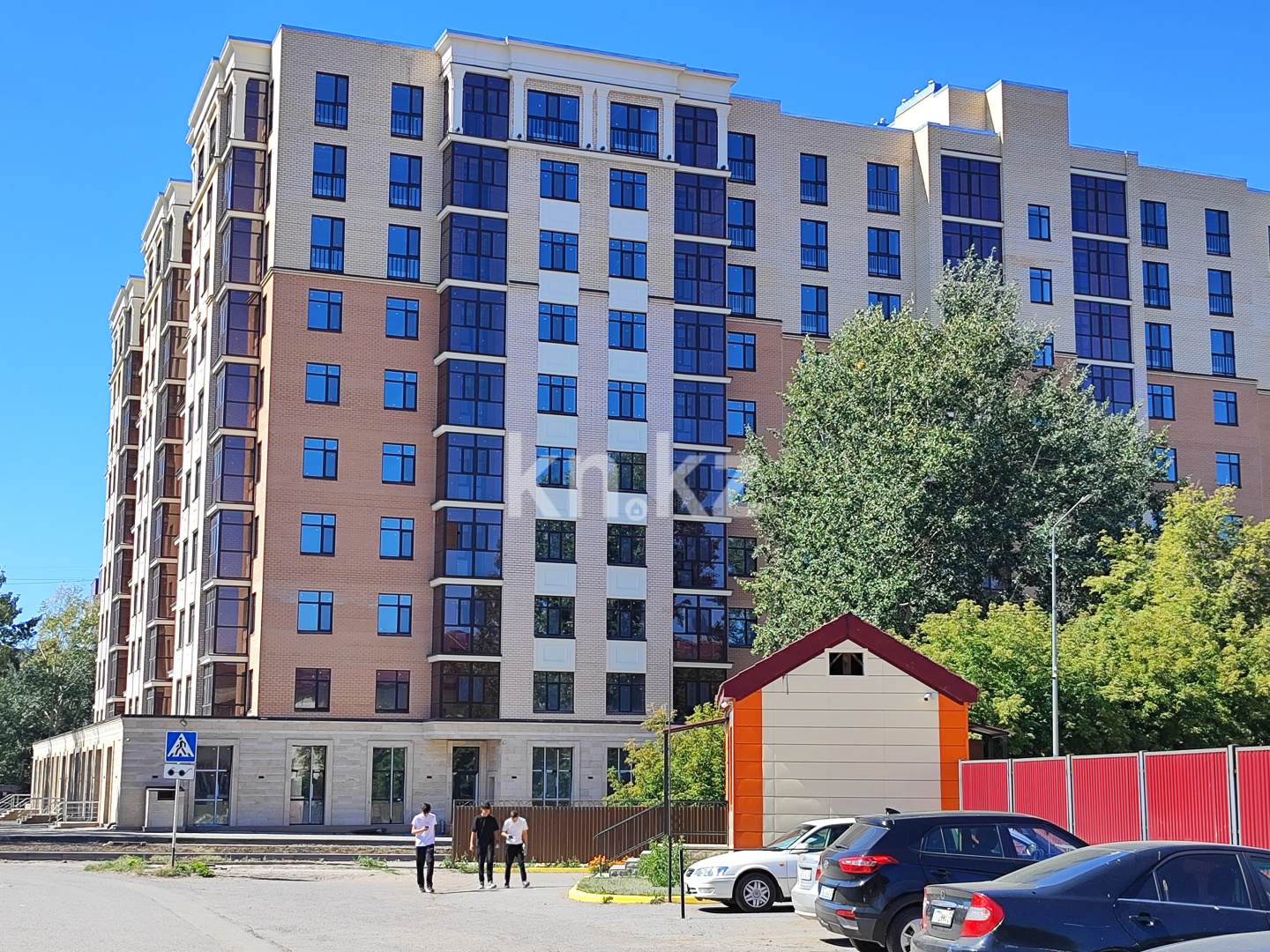 Продажа 3-комнатной квартиры, 79 м², мкр-н Гульдер-1, дом  3а в Караганде - фото 13